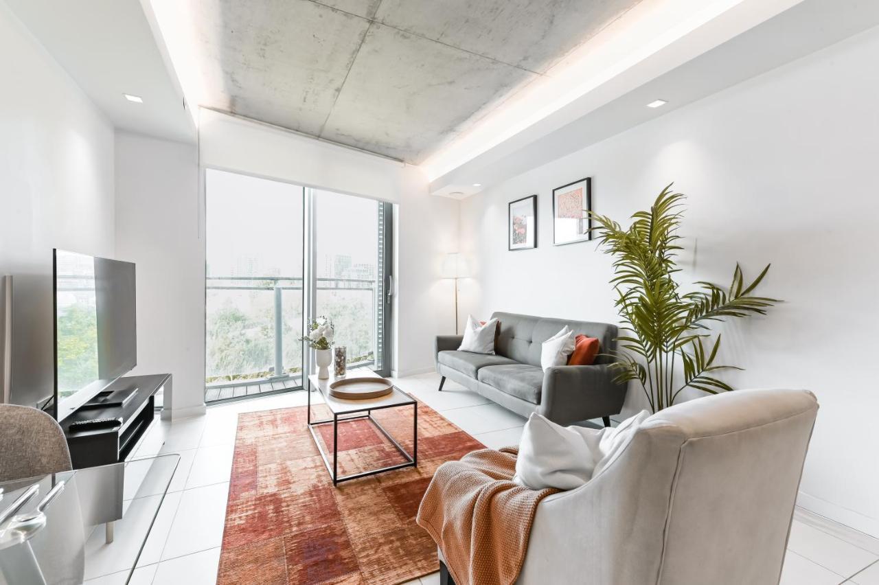 Khayat Homes - The Curve - One Bed Londyn Zewnętrze zdjęcie